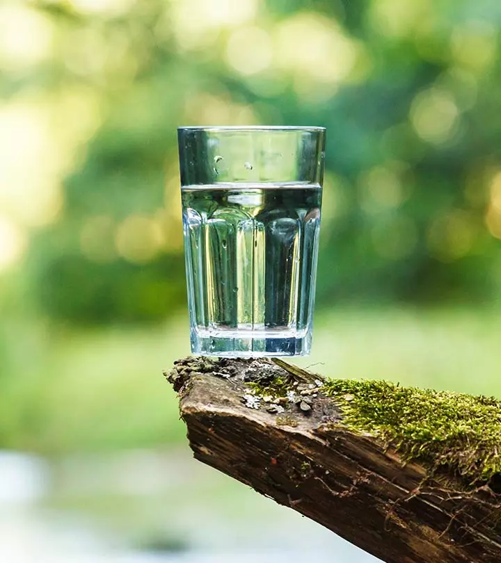 Women Drinking Water For Weight Loss